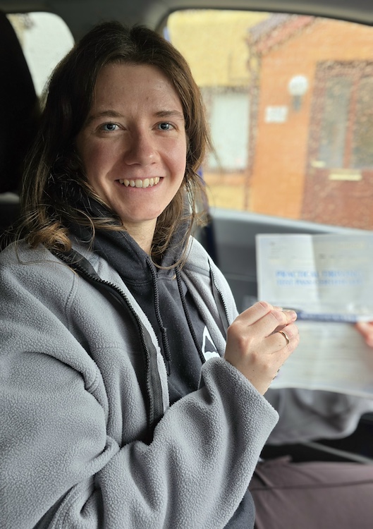 Katie Mundie of Balmedie, Aberdeen passed her practical driving test with DriveSmart Motoring