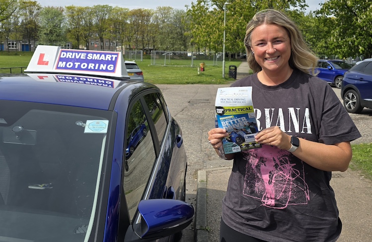 Jamie-Leigh Flannigan of Aberdeen passed her practical driving test with Drive Smart Motoring